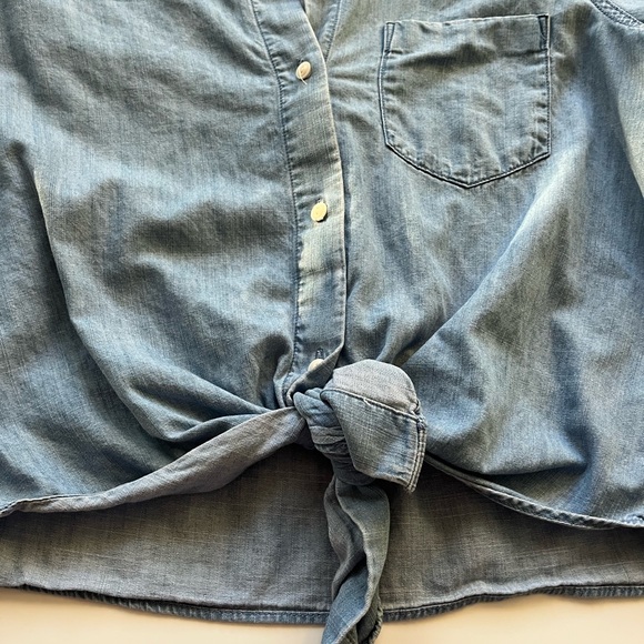 Madewell Blue Long Sleeve Button Down Shirt - Picture 8 of 8